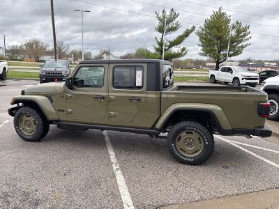 2026 Jeep Gladiator — photo 19 view