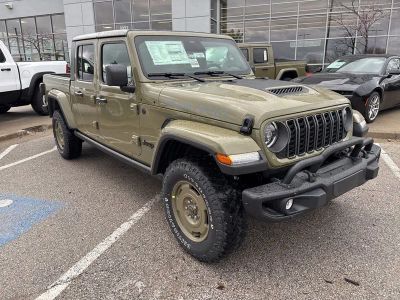 2026 Jeep Gladiator — photo 7 view