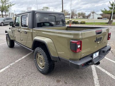 2026 Jeep Gladiator — photo 20 view
