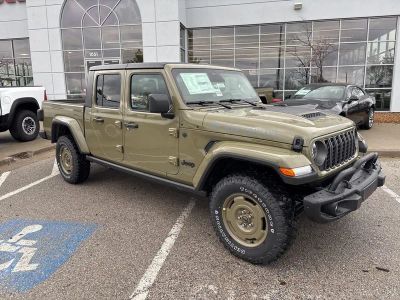 2026 Jeep Gladiator — photo 37 view