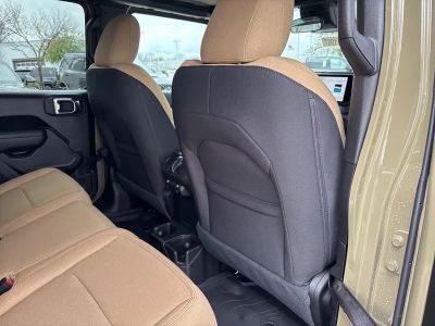 2026 Jeep Gladiator — photo 44 view