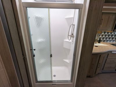 2020 Coachmen Sportscoach SRS — photo 17 view