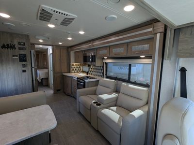 2020 Coachmen Sportscoach SRS — photo 11 view