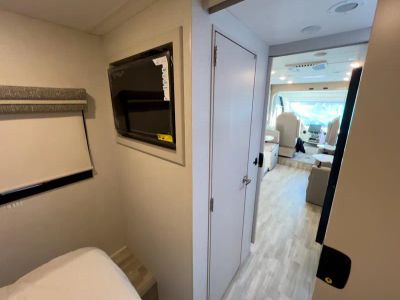 2026 Thor Motor Coach AXIS - Photo 18