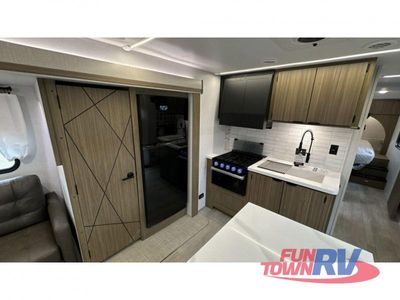 2025 Forest River RV Salem - Photo 15