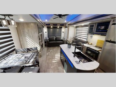 2021 Forest River RV Cherokee Arctic Wolf Suite — photo 46 view