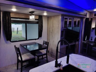 2021 Forest River RV Cherokee Arctic Wolf Suite — photo 25 view