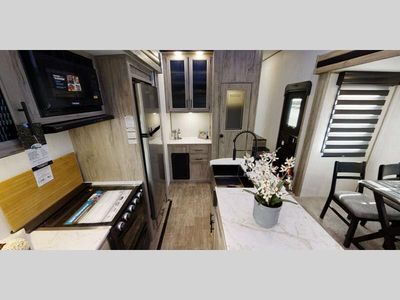 2021 Forest River RV Cherokee Arctic Wolf Suite — photo 48 view