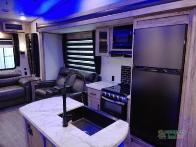 2021 Forest River RV Cherokee Arctic Wolf Suite — photo 26 view