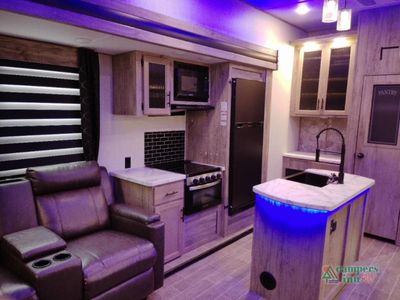 2021 Forest River RV Cherokee Arctic Wolf Suite — photo 29 view