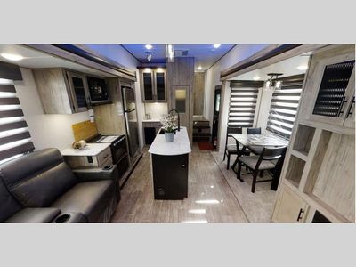 2021 Forest River RV Cherokee Arctic Wolf Suite — photo 49 view