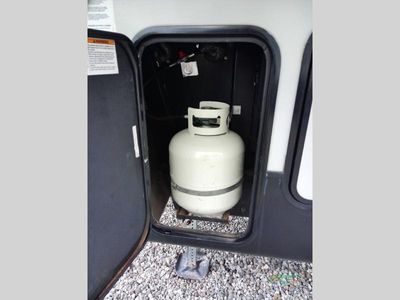2021 Forest River RV Cherokee Arctic Wolf Suite — photo 12 view