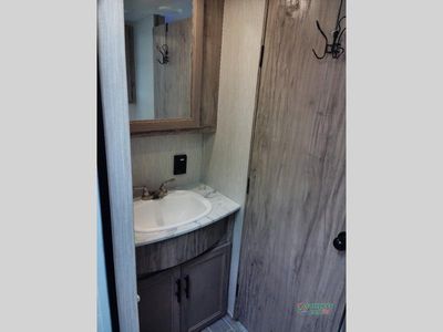 2021 Forest River RV Cherokee Arctic Wolf Suite — photo 39 view