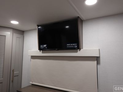 2026 Alliance RV Paradigm — photo 12 view