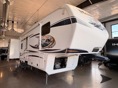 2013 Keystone RV Montana - Photo 10