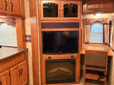 2013 Keystone RV Montana - Photo 32