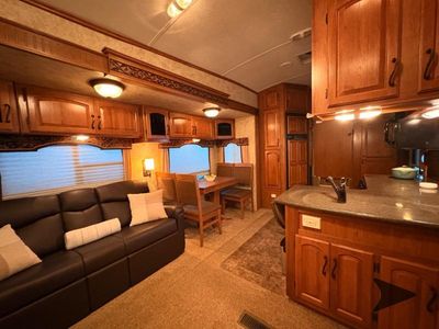 2013 Keystone RV Montana - Photo 28