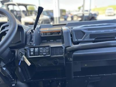2025 Can-Am Defender XT HD10 - Photo 12