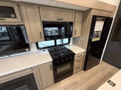 2026 Forest River RV Rockwood Signature - Photo 13