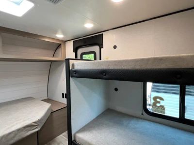 2026 Jayco PROWLER LYNX - Photo 8