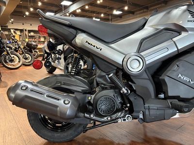 2025 Honda Navi Arctic Silver Metallic - Photo 15
