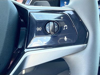 2026 BMW 5 Series - Photo 39