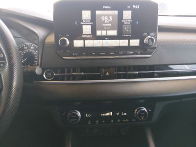 2024 Mitsubishi Outlander - Photo 21