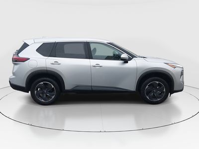 2024 Nissan Rogue - Photo 8