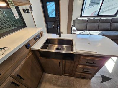 2024 Forest River RV Vengeance Rogue Armored - Photo 49