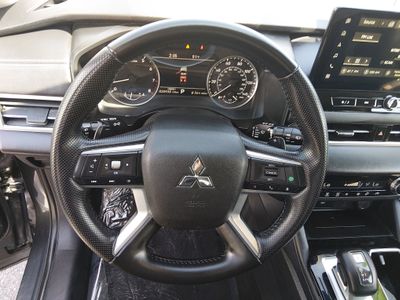 2025 Mitsubishi Outlander - Photo 12
