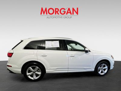 2024 Audi Q7 — side profile view