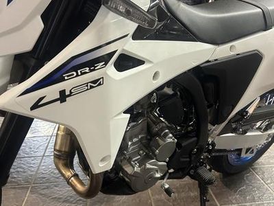 2025 Suzuki DR-Z4SMM5 - Photo 5