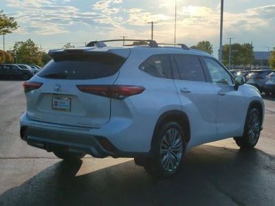 2021 Toyota Highlander - Photo 5