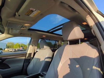 2021 Toyota Highlander - Photo 10