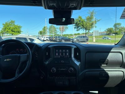 2025 Chevrolet Silverado 1500 - Photo 2