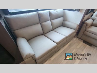 2026 Keystone RV Cougar Half-Ton — photo 12 view