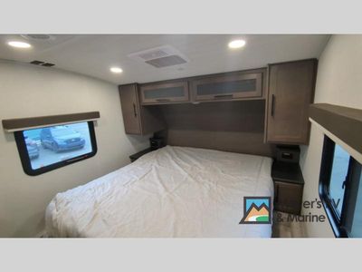2026 Keystone RV Cougar Half-Ton — photo 16 view