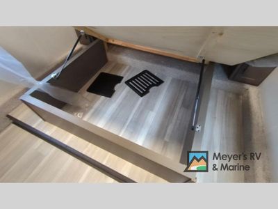 2026 Keystone RV Cougar Half-Ton — photo 18 view