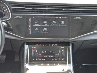2023 Audi Q8 — photo 19 view
