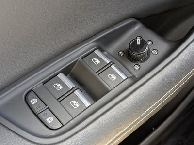 2023 Audi Q8 — photo 26 view