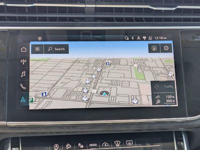 2023 Audi Q8 — photo 24 view