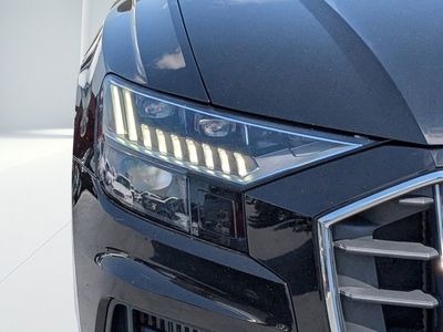 2023 Audi Q8 — photo 9 view