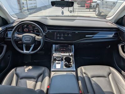 2023 Audi Q8 — photo 16 view