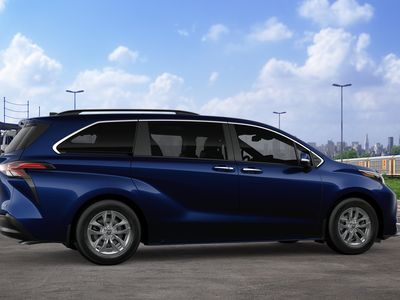 2026 Toyota Sienna - Photo 13