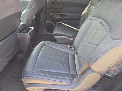 2027 Kia Telluride - Photo 17