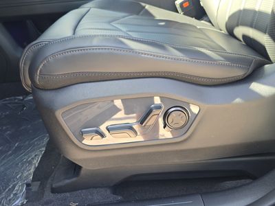 2027 Kia Telluride - Photo 22