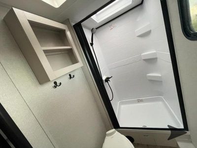 2026 Jayco Jay Feather — photo 40 view