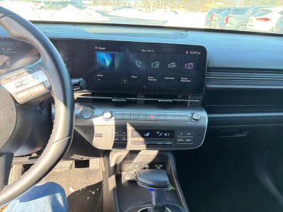 2025 Hyundai Kona SEL - Photo 18