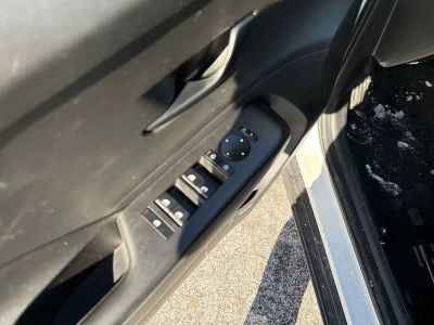 2025 Hyundai Kona SEL - Photo 13