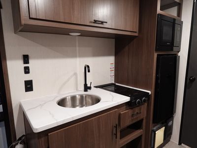 2026 Grand Design Lineage Series M - Photo 10